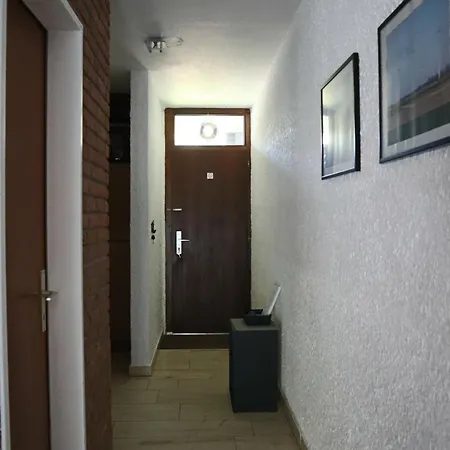 2107 In Tossens Apartment *